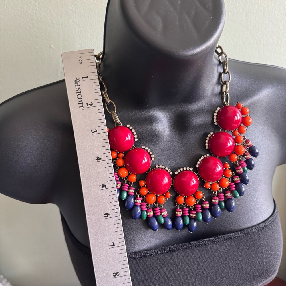 Necklace Vibrant Multicolor Statement Necklace - Picture 2 of 6